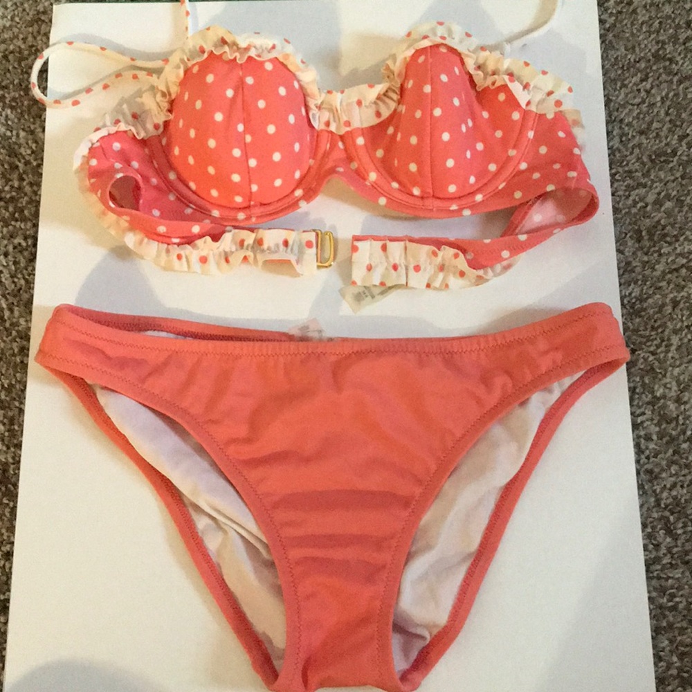 Victoria secret swimsuit set